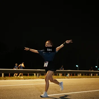Runner Photo 7489330
