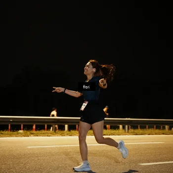 Runner Photo 7489336