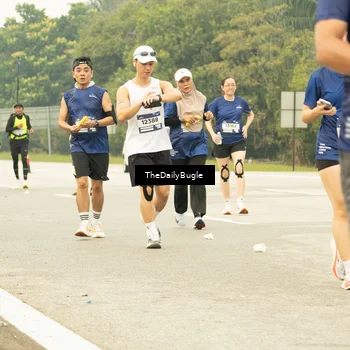 Runner Photo 7489389