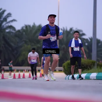 Runner Photo 7489441