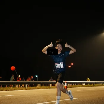 Runner Photo 7489493