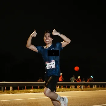 Runner Photo 7489498