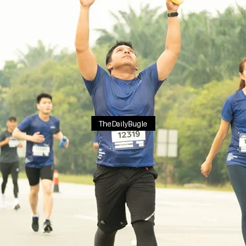 Runner Photo 7489551