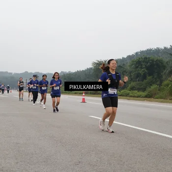 Runner Photo 7489554