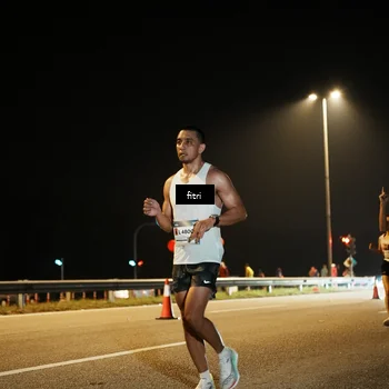 Runner Photo 7489582