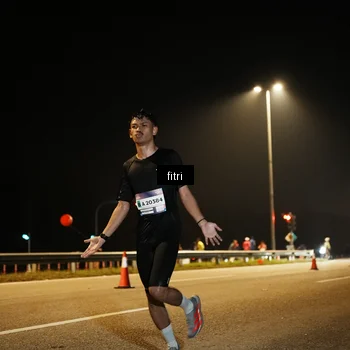 Runner Photo 7489587
