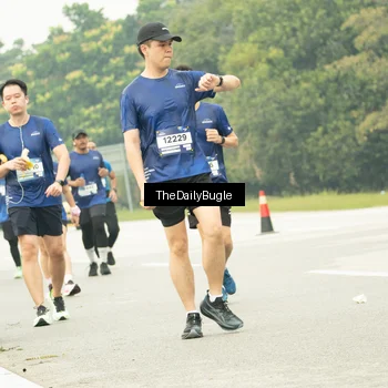Runner Photo 7489653