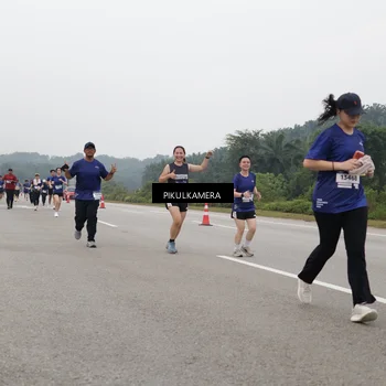 Runner Photo 7489660