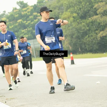 Runner Photo 7489663