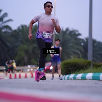 Runner Photo 7489664