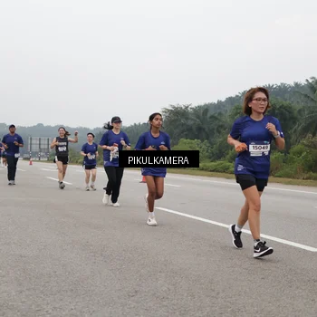 Runner Photo 7489665