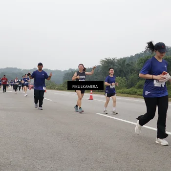 Runner Photo 7489666