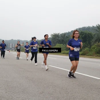 Runner Photo 7489670
