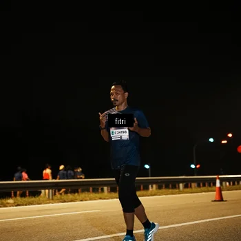 Runner Photo 7489678