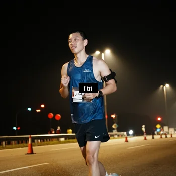 Runner Photo 7489693