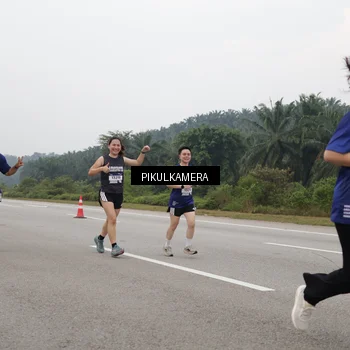 Runner Photo 7489697