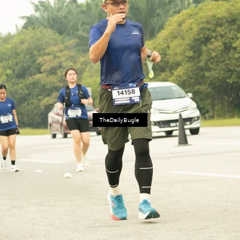 Runner Photo 7489716