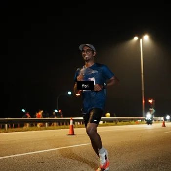 Runner Photo 7489717
