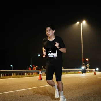 Runner Photo 7489718
