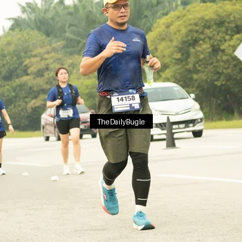 Runner Photo 7489722
