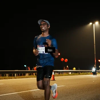 Runner Photo 7489735