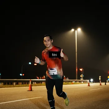 Runner Photo 7489736