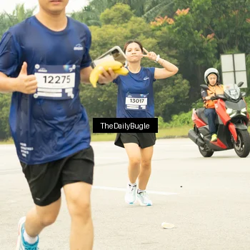 Runner Photo 7489811