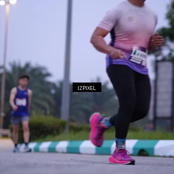 Runner Photo 7489823