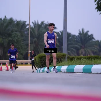 Runner Photo 7489825