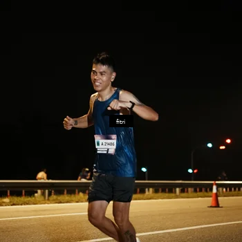 Runner Photo 7489841