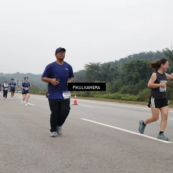 Runner Photo 7489867