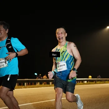 Runner Photo 7489873