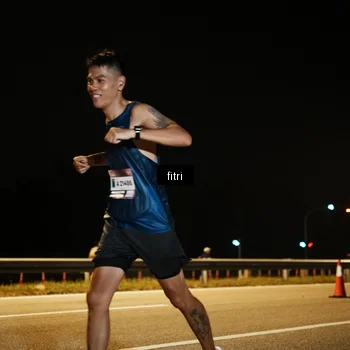 Runner Photo 7489884