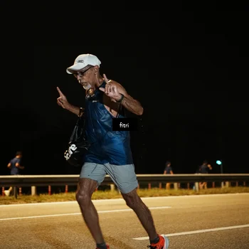 Runner Photo 7489905