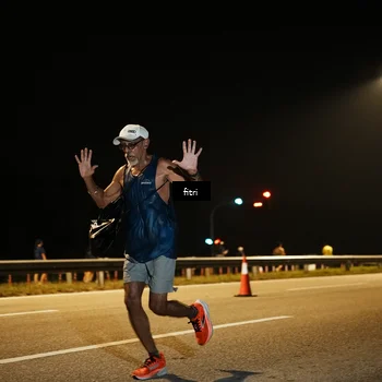 Runner Photo 7489906