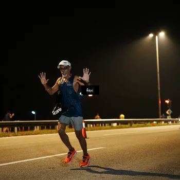 Runner Photo 7489945