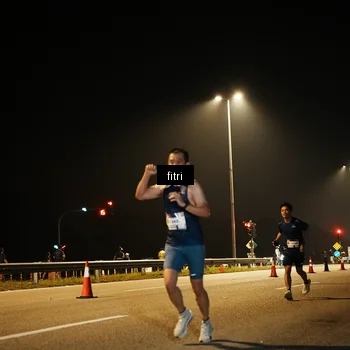 Runner Photo 7489947