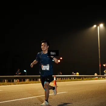 Runner Photo 7489984