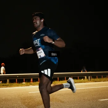 Runner Photo 7490005