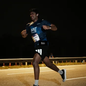 Runner Photo 7490006