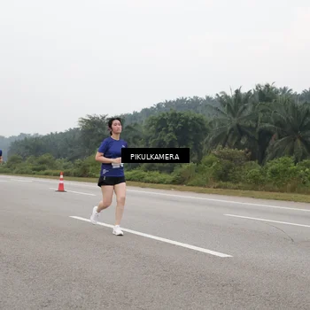 Runner Photo 7490007