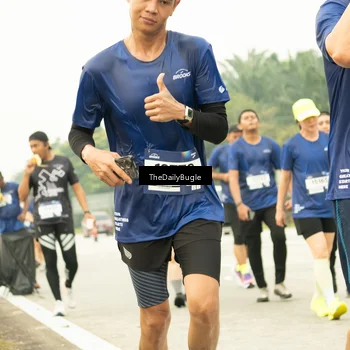 Runner Photo 7490012