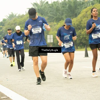 Runner Photo 7490024