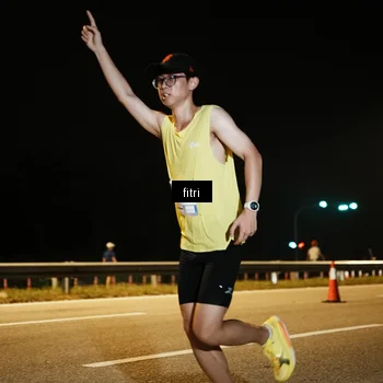 Runner Photo 7490039