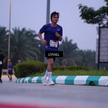 Runner Photo 7490040