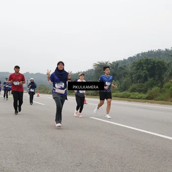Runner Photo 7490076
