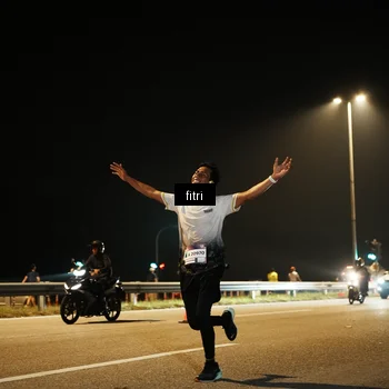 Runner Photo 7490083