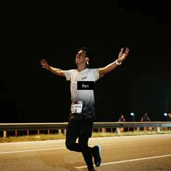 Runner Photo 7490085
