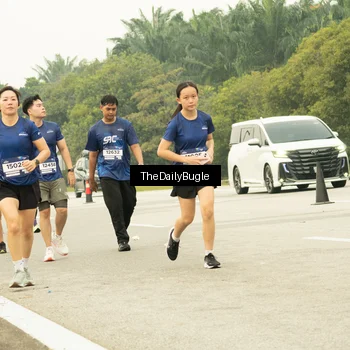 Runner Photo 7490086