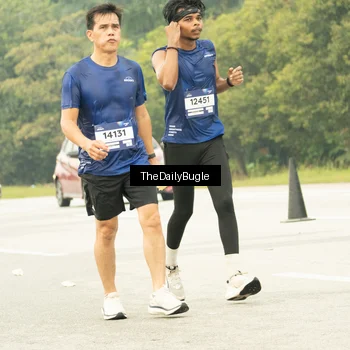 Runner Photo 7490115